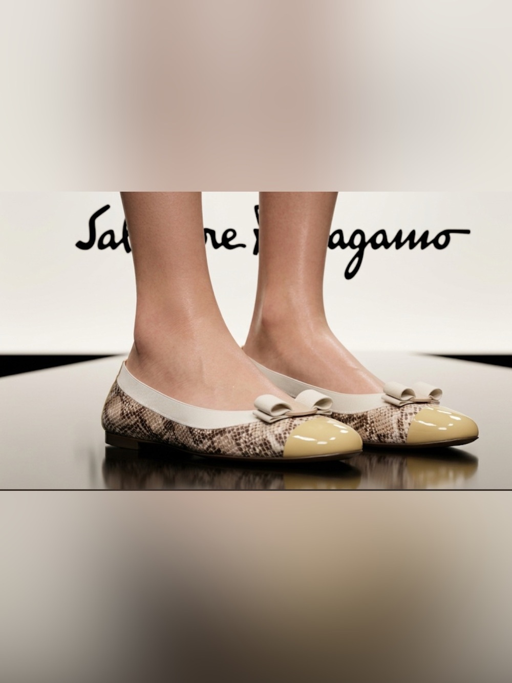 Authentic Salvatore Ferragamo luxury designer patent leather flats shoes sz 7